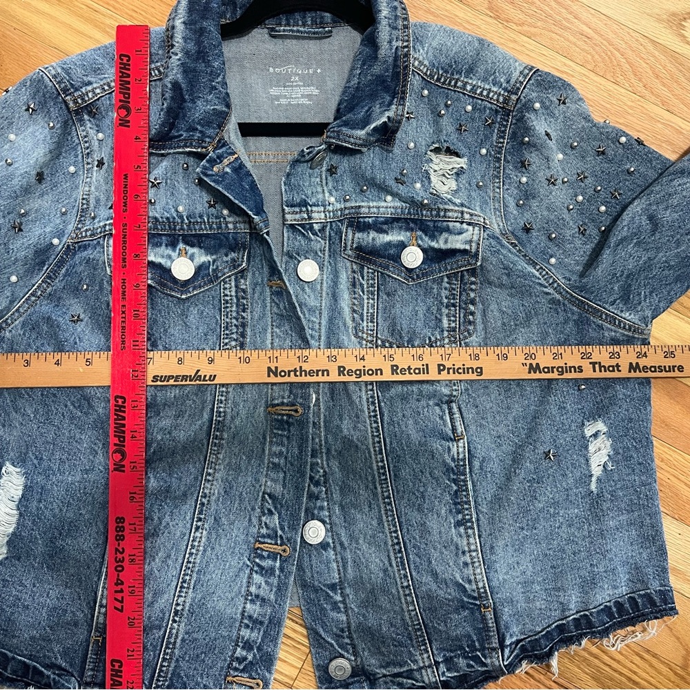 Gunmetal Star and Pearl Studded Denim Jacket 2x Boutique - Picture 11 of 16